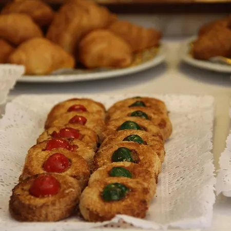 和平王子酒店 3*