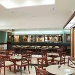 和平王子酒店 3*