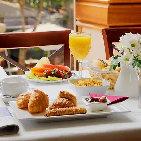 Principe Paz Hotell